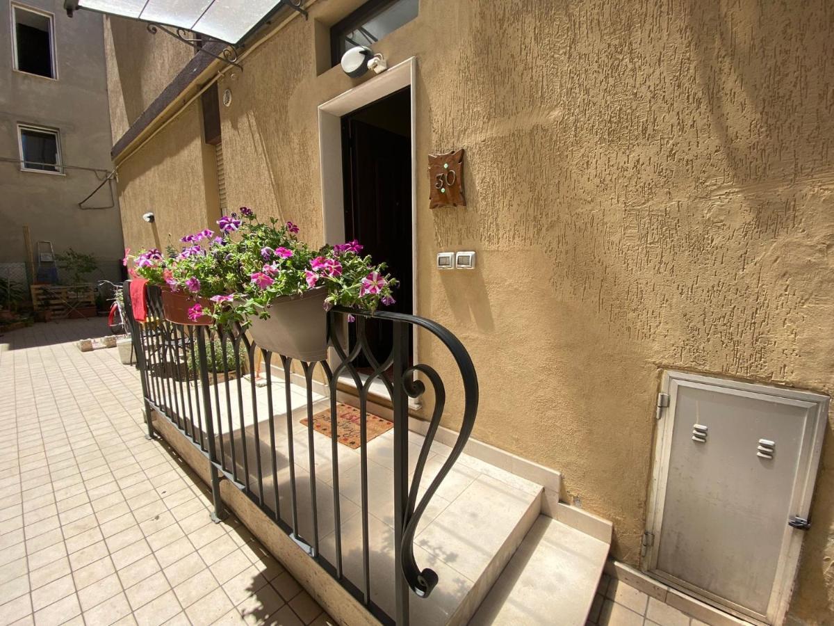 산베네데토델트론토 Casa Riri B&B 외부 사진