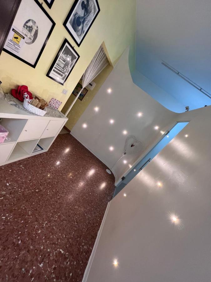 산베네데토델트론토 Casa Riri B&B 외부 사진